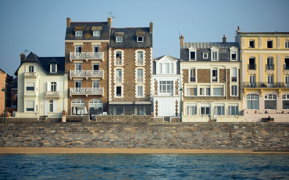 hotel bord de mer saint malo