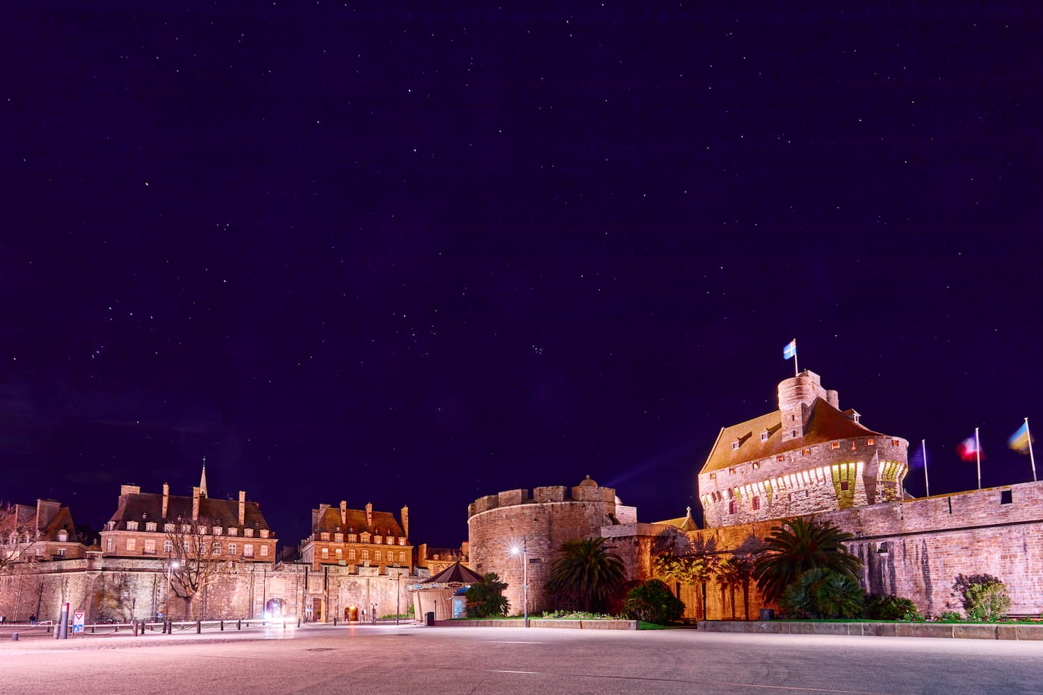 Saint-Malo intra-muros de nuit